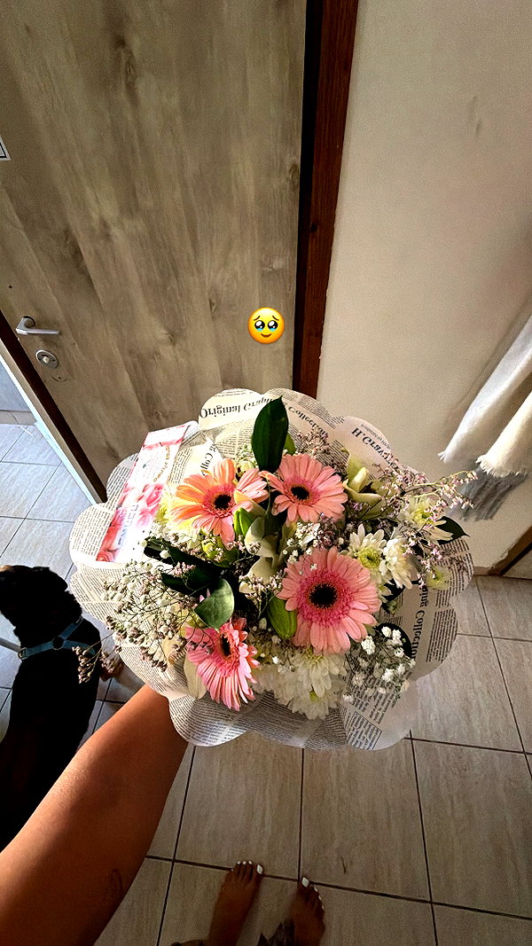 shelly_.mor instagram image archive image