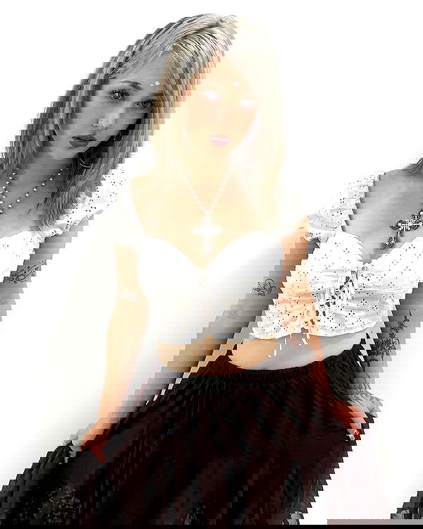 naia_gg naia_gg archive image