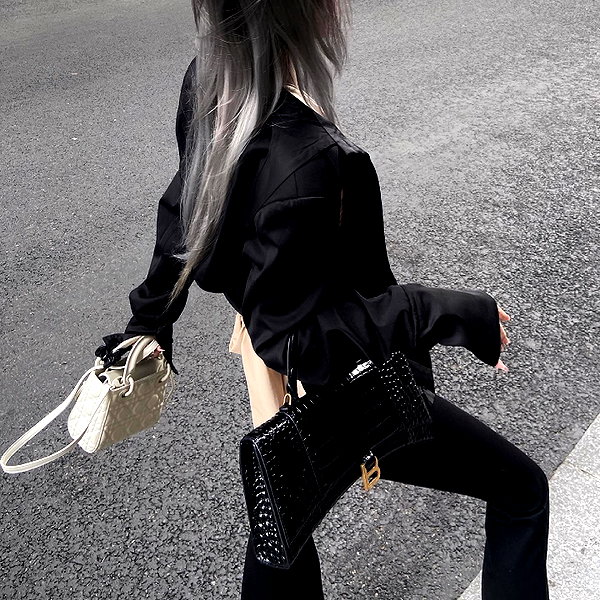 basakerrrrr instagram image archive image