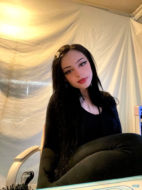 xoreniiiiii instagram image archive image
