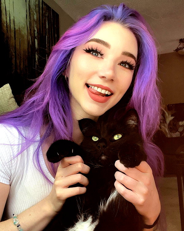 danielle.mercedie instagram image archive image