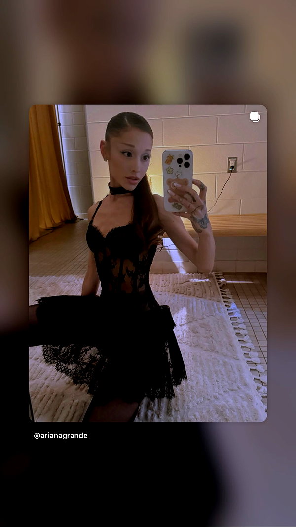 arianagrande instagram image archive image
