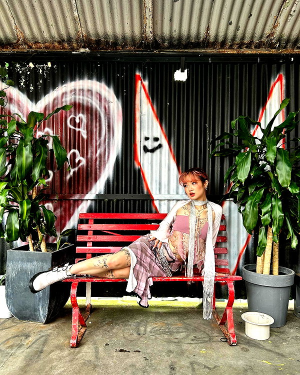 angelwithashotgunxx instagram image archive image