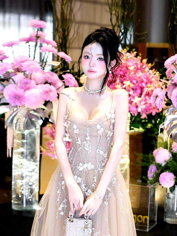 lyhythuedoxinh instagram image archive image