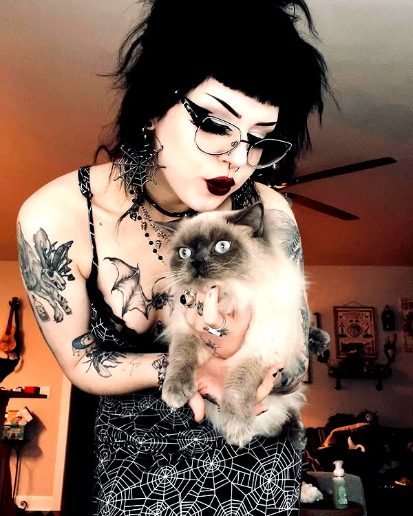 yeahimcaroline instagram image archive image