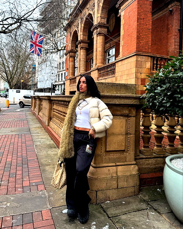 ellachristo instagram image archive image