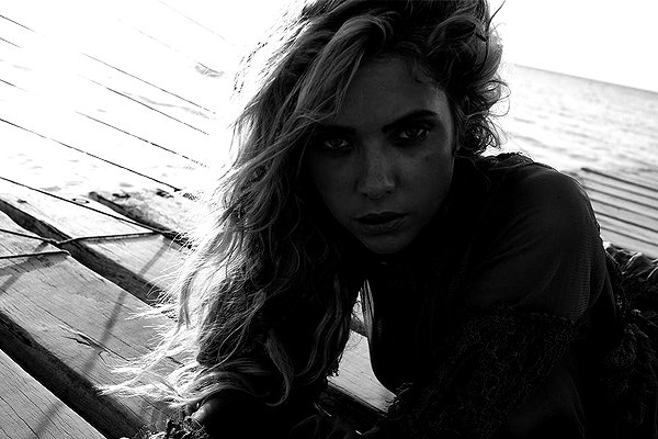ashleybenson instagram image archive image