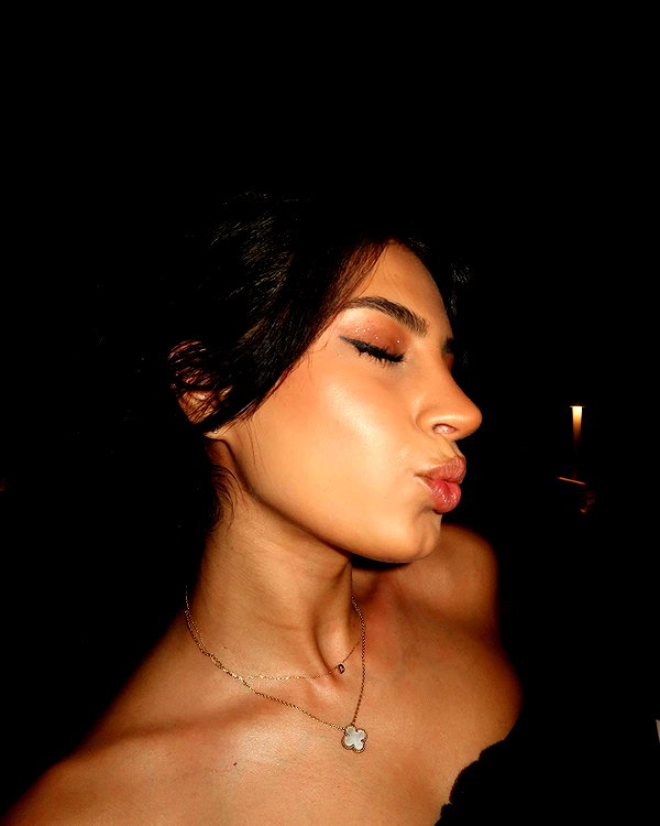 godbless_jess instagram image archive image