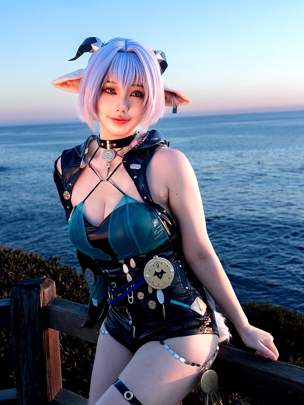 rakukoo instagram image archive image