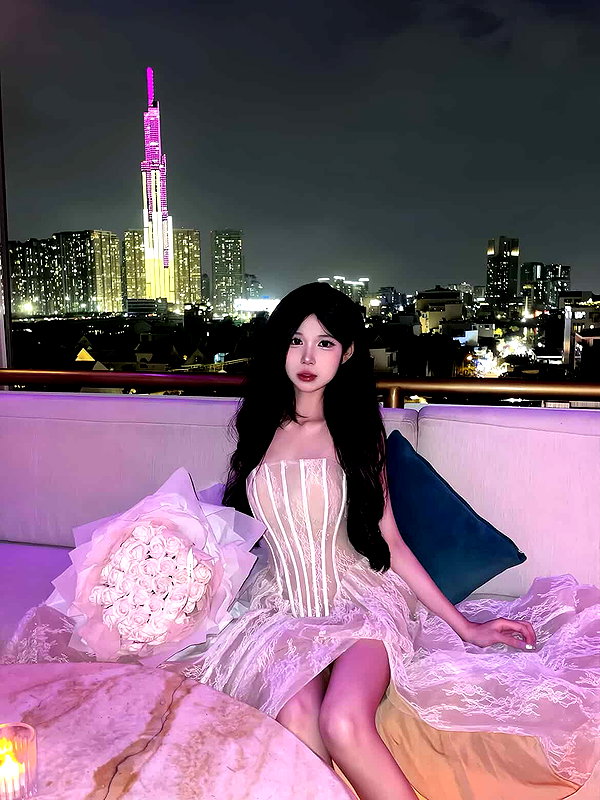 lyhythuedoxinh instagram image archive image