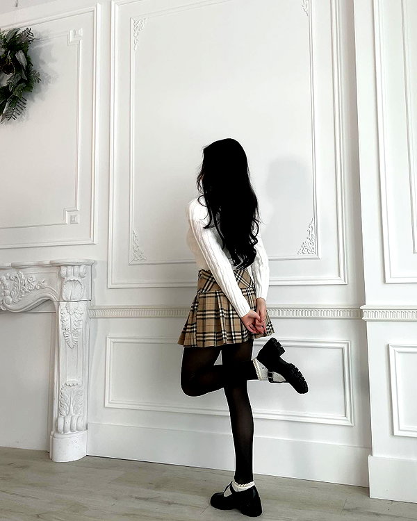1uvgabi instagram image archive image