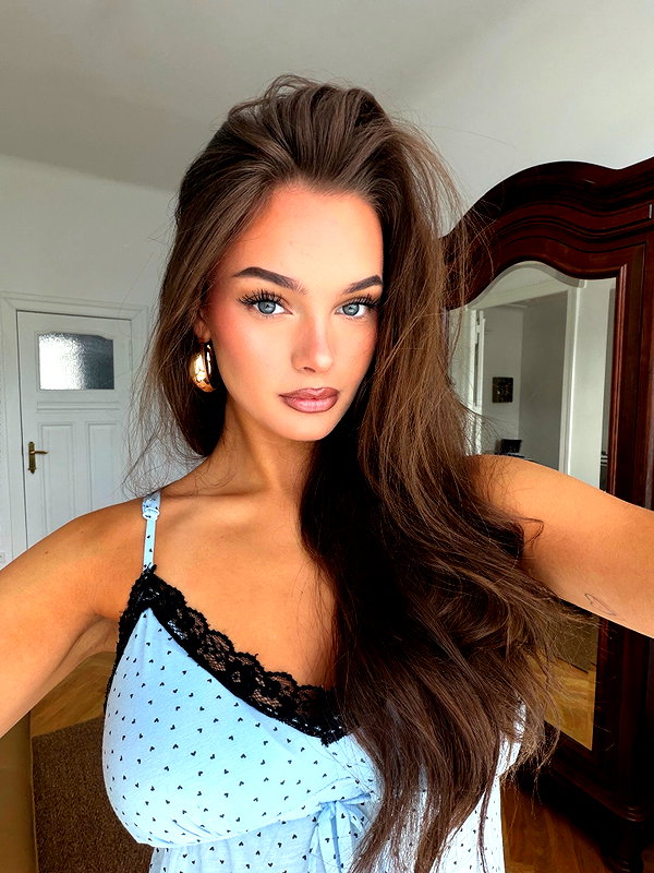 emmaaurora instagram image archive image