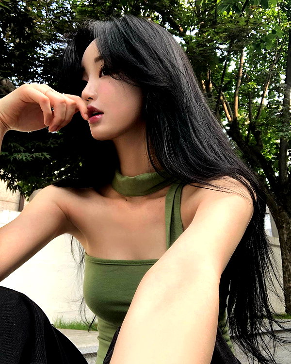 daxbin instagram image archive image