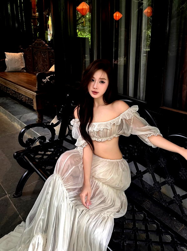 lyhythuedoxinh instagram image archive image
