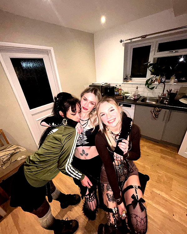 charley.chambers instagram image archive image