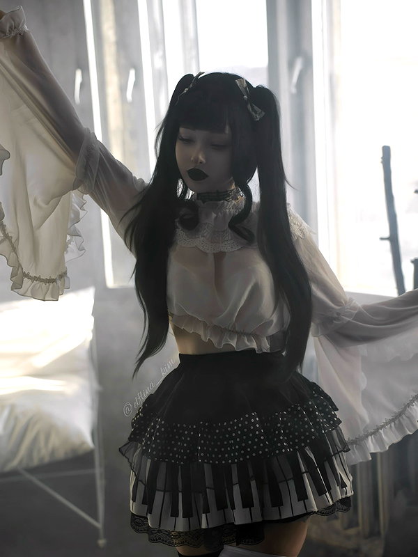 alina_thedoll instagram image archive image