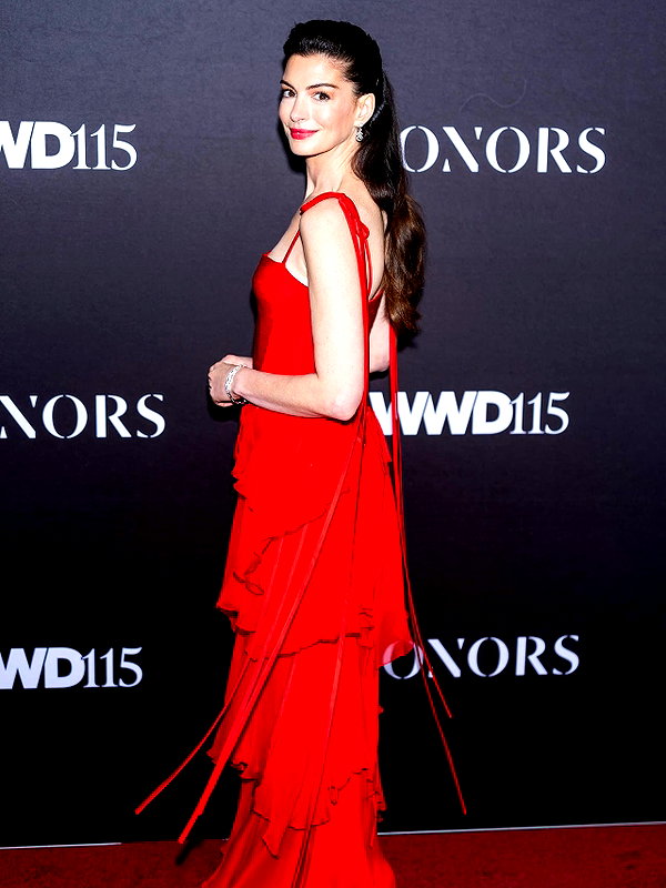 annehathaway instagram image archive image