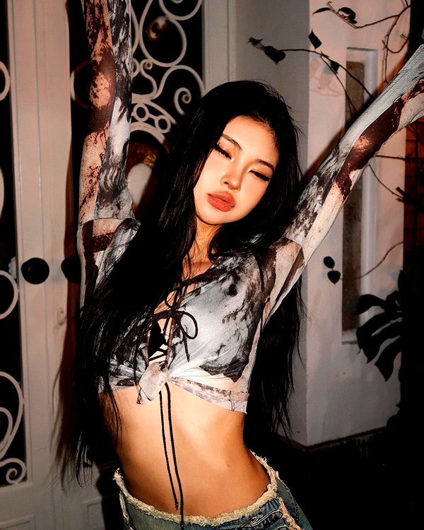 ll.lu1s instagram image archive image