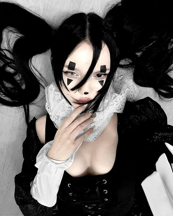 glowmoonshorty instagram image archive image