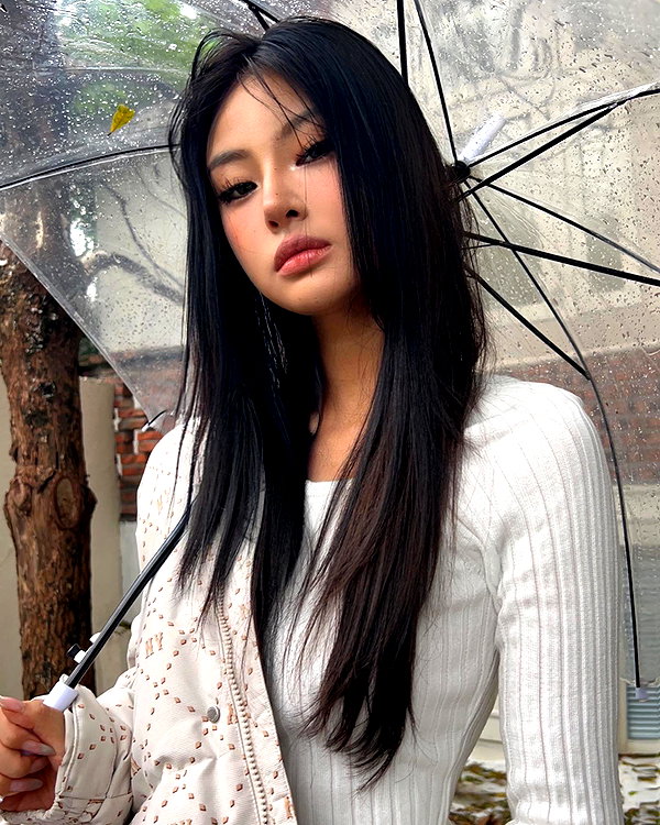 ll.lu1s instagram image archive image