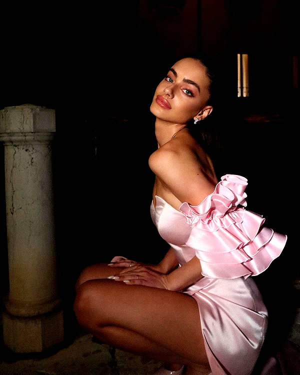 yaelshelbia instagram image archive image