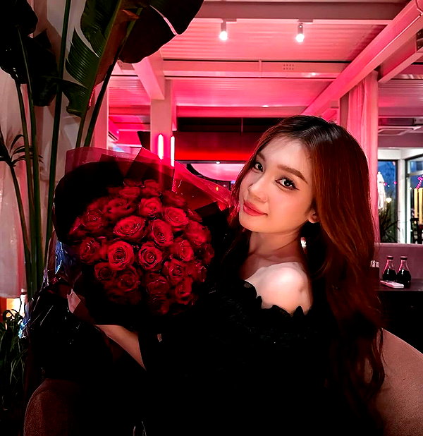 lyhythuedoxinh instagram image archive image