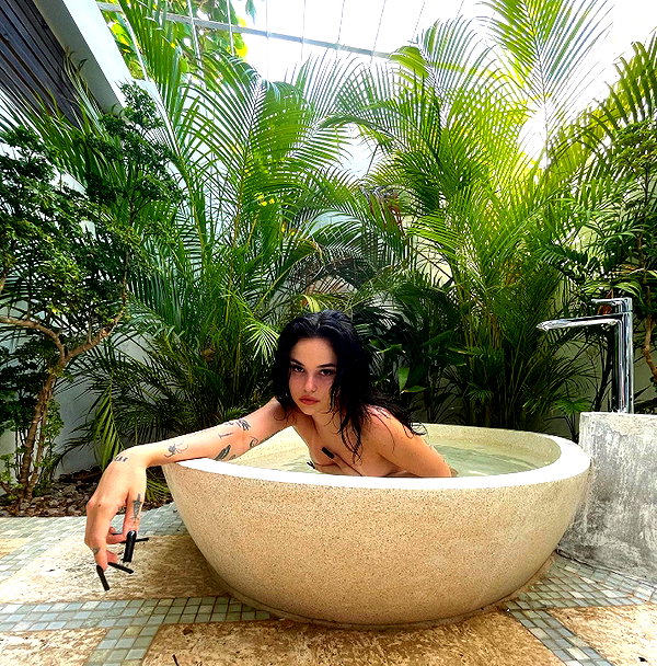 maggielindemann instagram image archive image