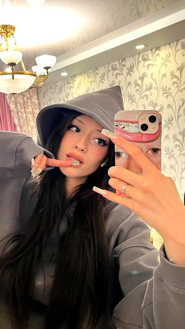 chrisstinalekss instagram image archive image