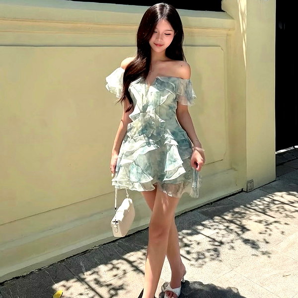 lyhythuedoxinh instagram image archive image