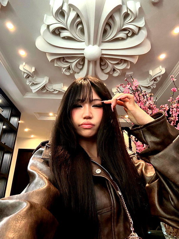 joycee.e instagram image archive image