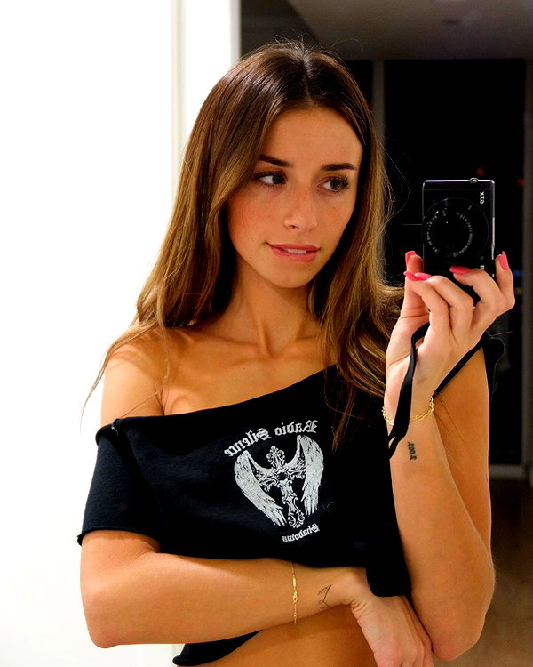 sadieemckennaa instagram image archive image
