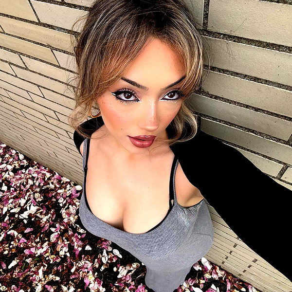 v.qx instagram image archive image
