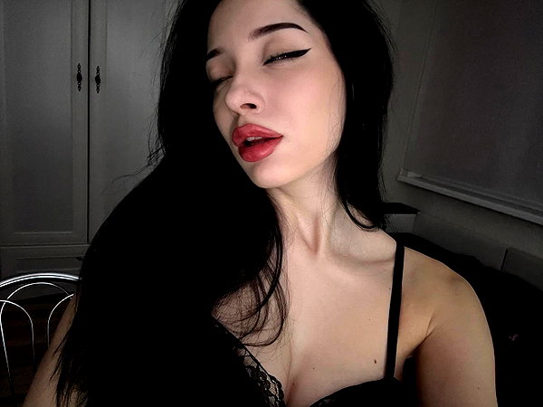 linastassie instagram image archive image