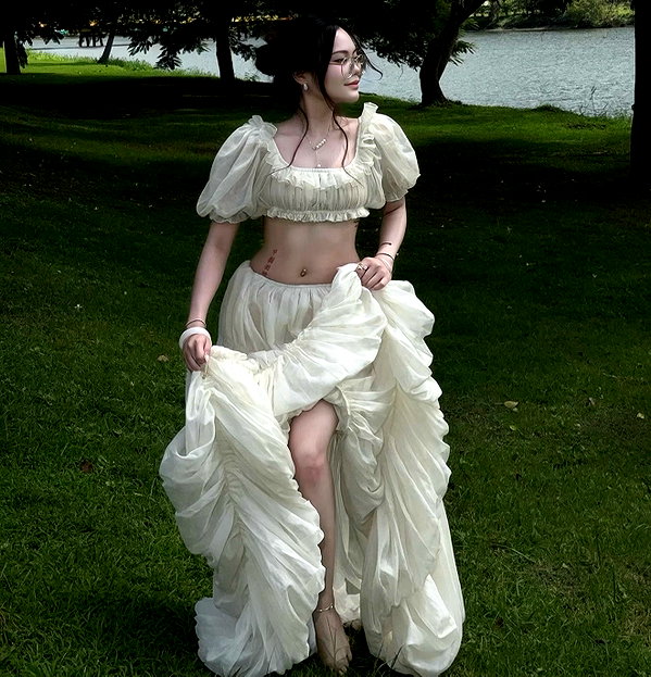 lyhythuedoxinh instagram image archive image