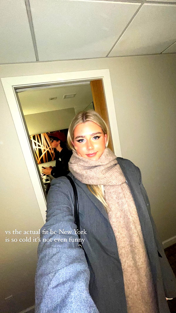 sophadophaa_ instagram image archive image