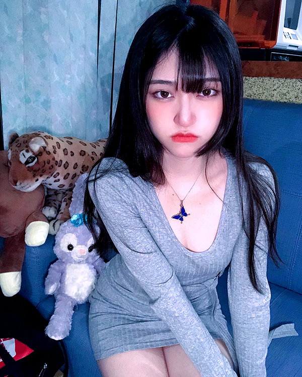 ge.more_x instagram image archive image