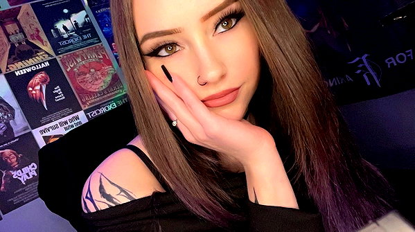 megann_eliizabeth instagram image archive image