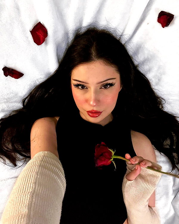 cherrycatxox instagram image archive image