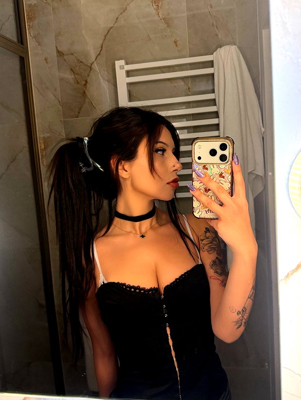 cherrycatxox instagram image archive image