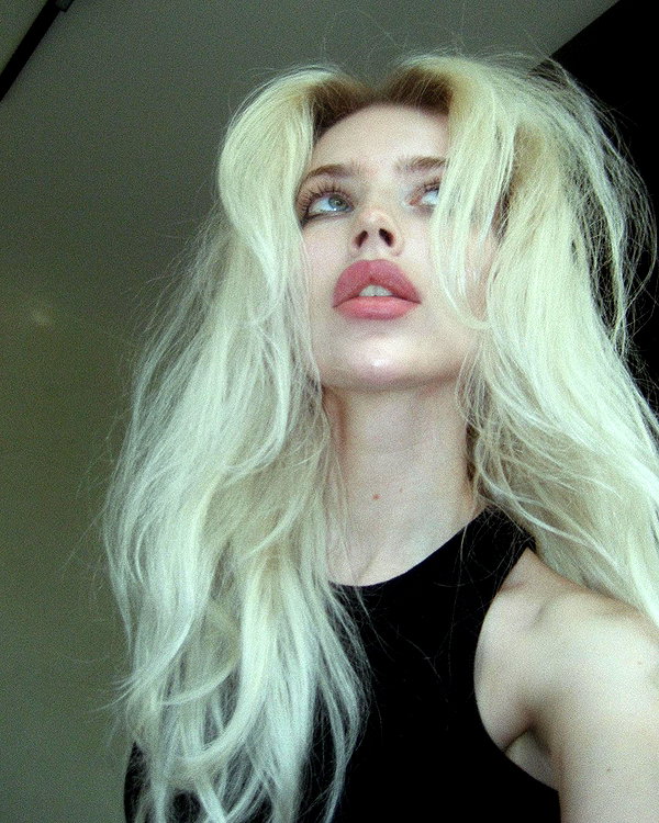 alien.hanna instagram image archive image