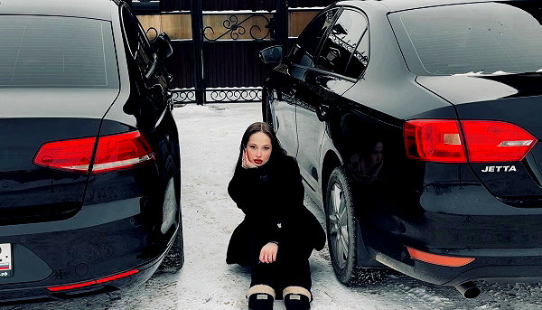 liisonnya instagram image archive image