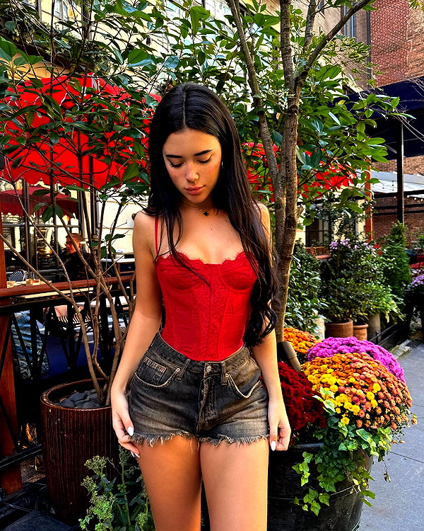 vanessa.rhd instagram image archive image