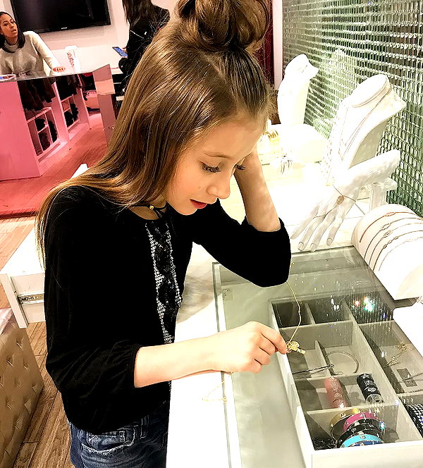 ellianawalmsley instagram image archive image
