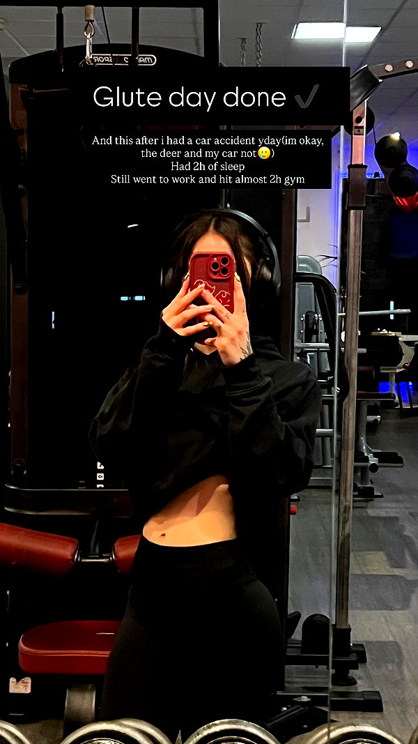 cata.leyah instagram image archive image