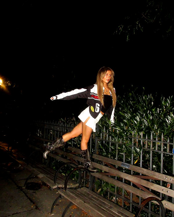 ellianawalmsley instagram image archive image