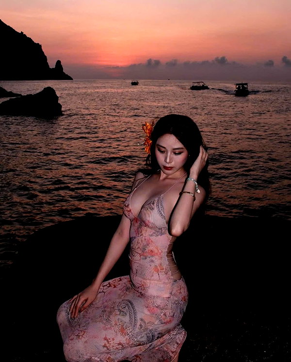 lyhythuedoxinh instagram image archive image