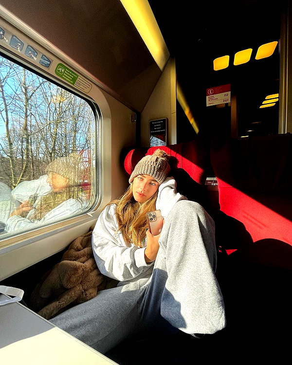 annezivi instagram image archive image