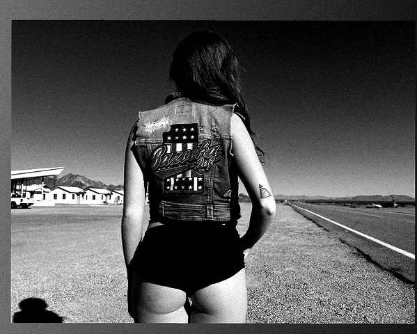 renatarrii instagram image archive image