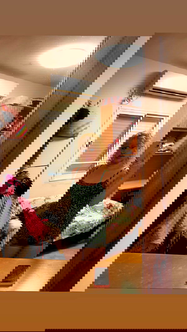 ormosheee ormosheee archive image