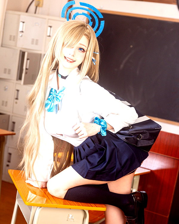 xier_cos instagram image archive image